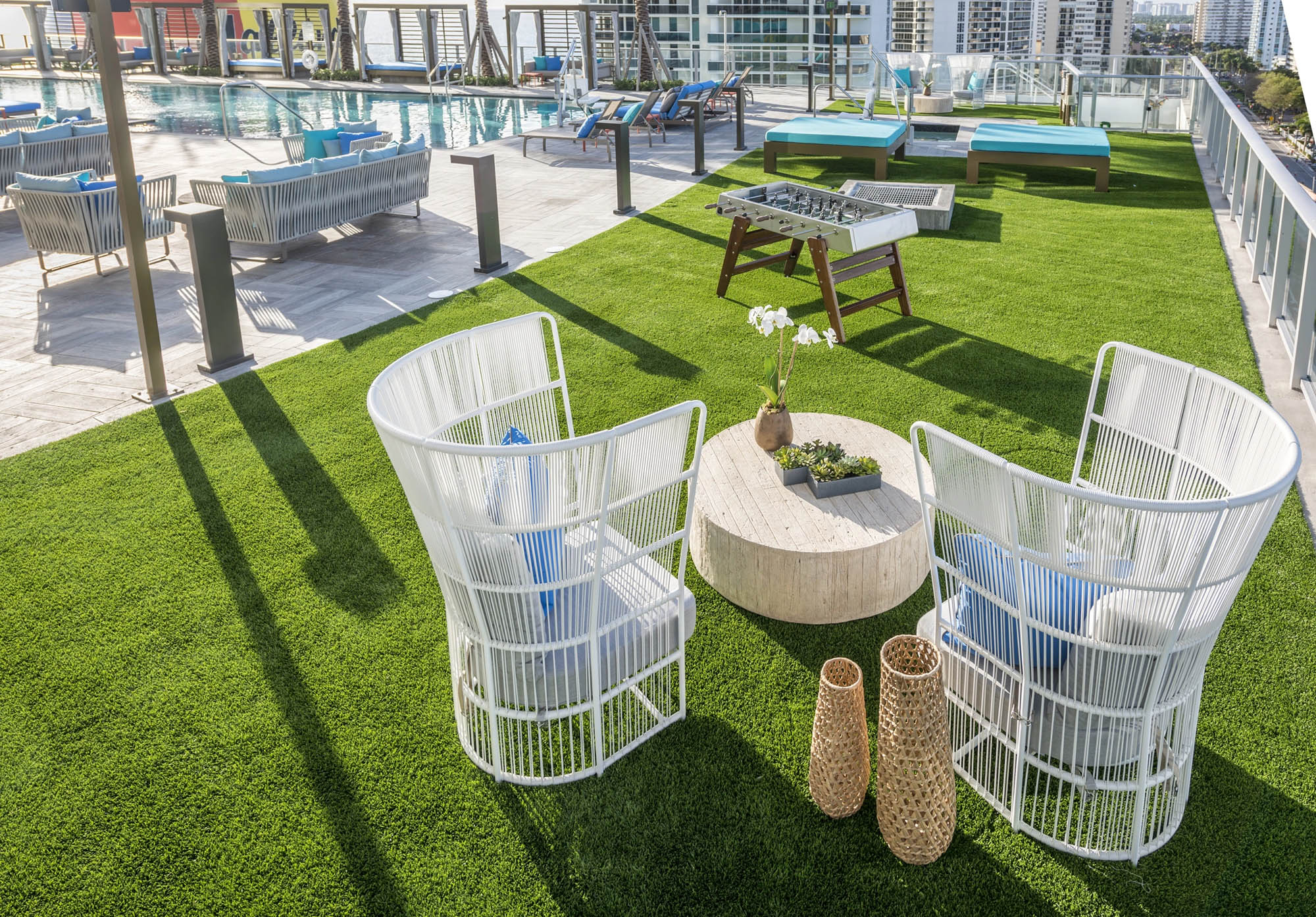 HYDE RESORT & RESIDENCES